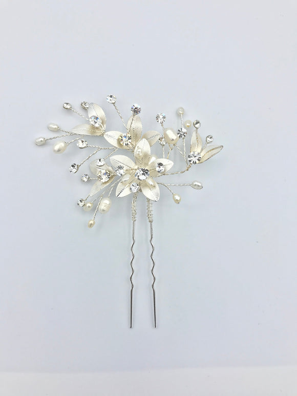 Wedding Ivory Flower & Pearl Hand Wired Stick